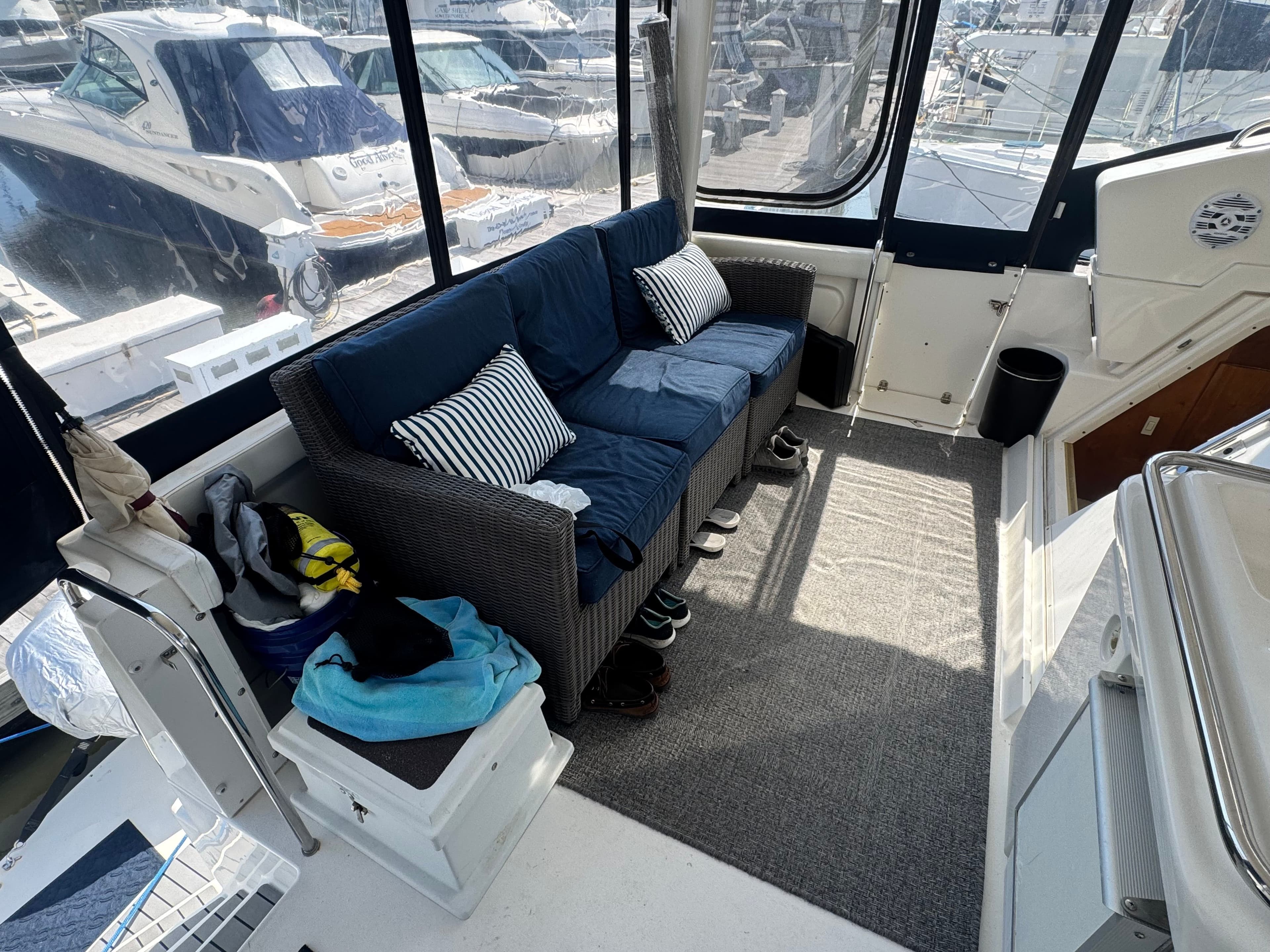 2000 Silverton 392 Motor Yacht - 14