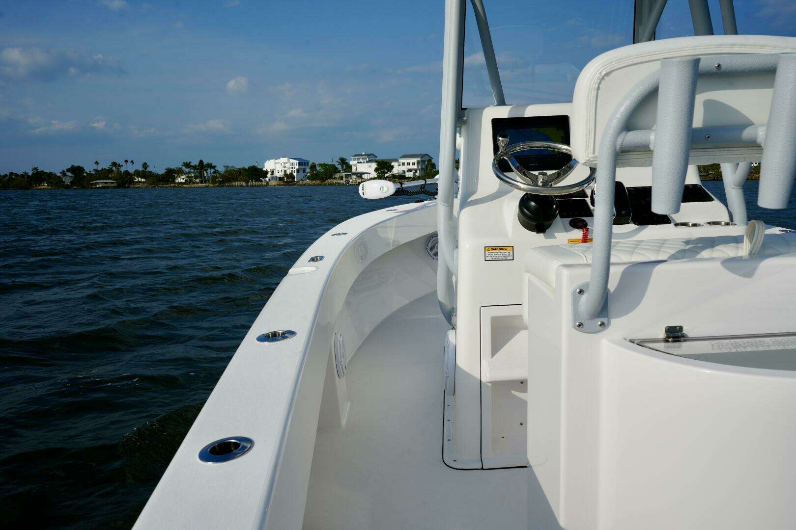 2024 Reef Runner Center Console - Image 8