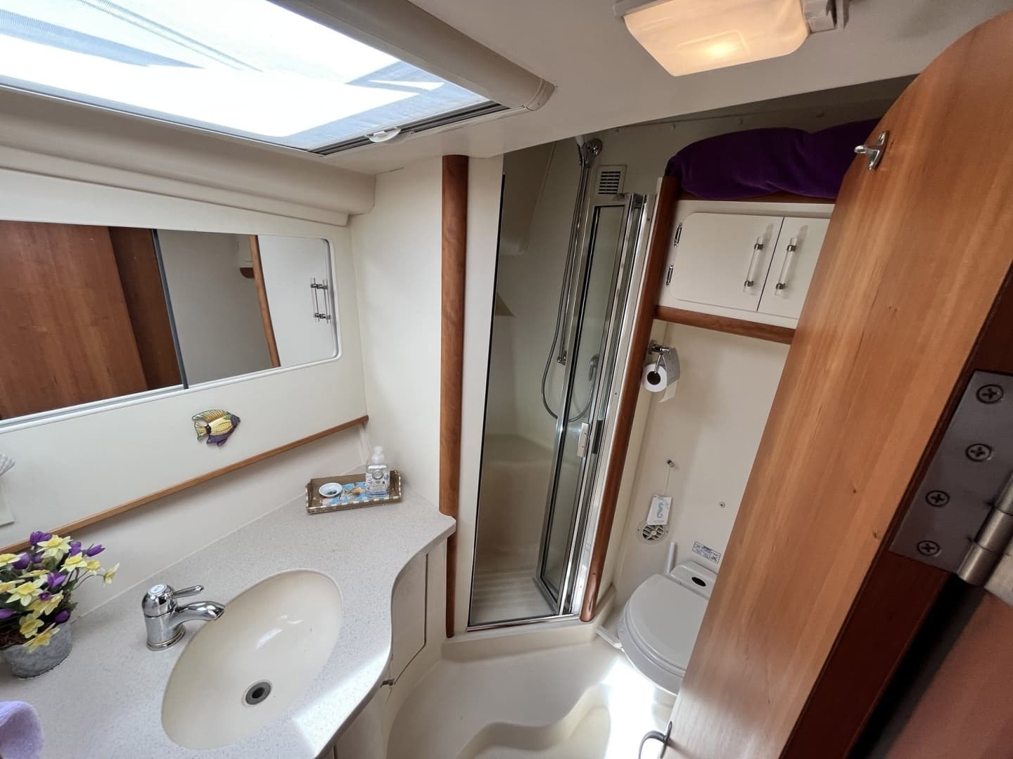 2003 Luhrs 40 Convertible - Image 52