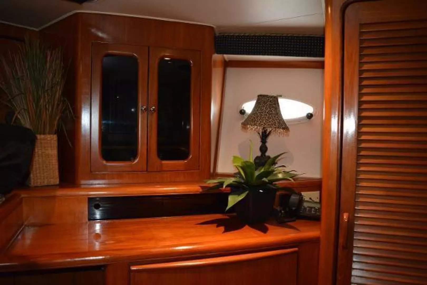 1989 Viking Motor Yacht - Image 71