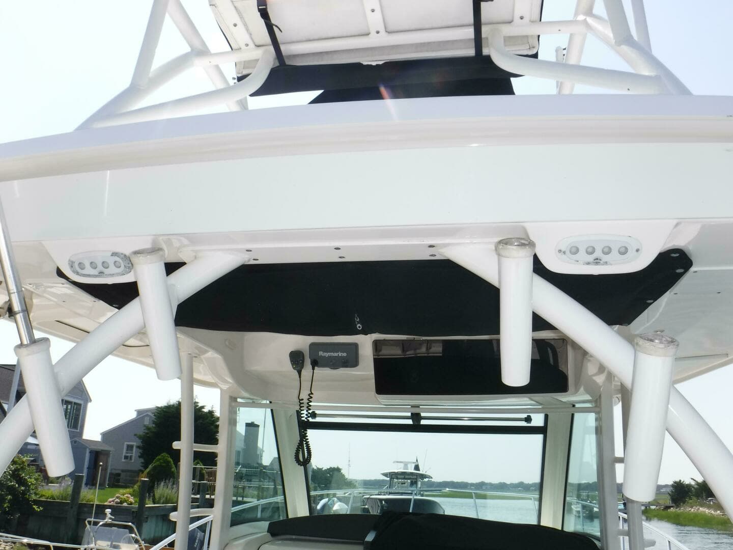 2014 Boston Whaler 370 Outrage - Image 23