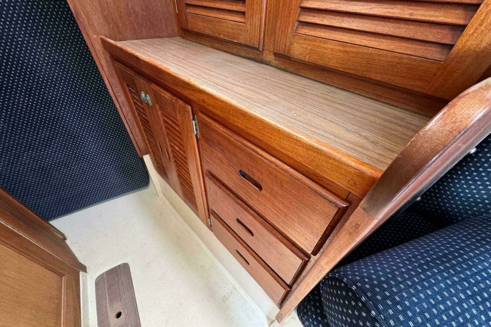 1986 Catalina 38 - Image 31