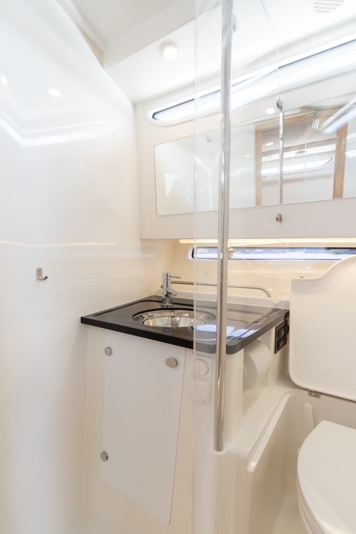 2025 Nimbus Tender 11 - Image 15