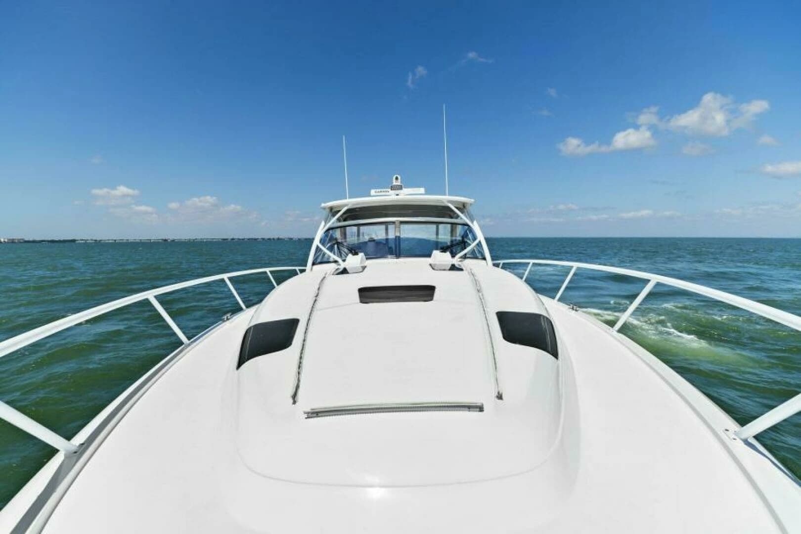 2019 Intrepid 475 Sport Yacht - Image 35