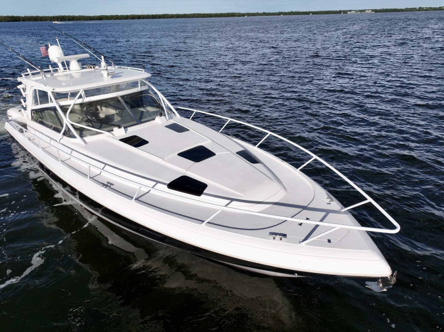 2019 Intrepid 475 Sport Yacht - Image 33