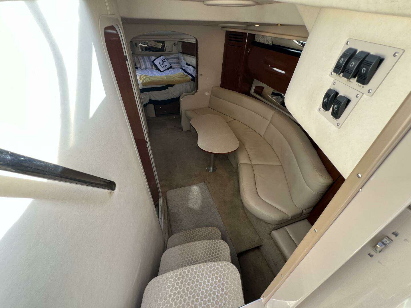 2002 Sea Ray 360 Sundancer - Image 17