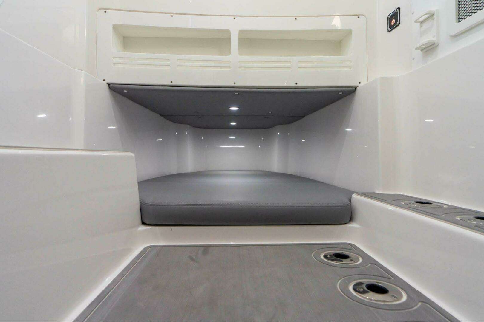 2026 Invincible 43 Open Fisherman - Image 11