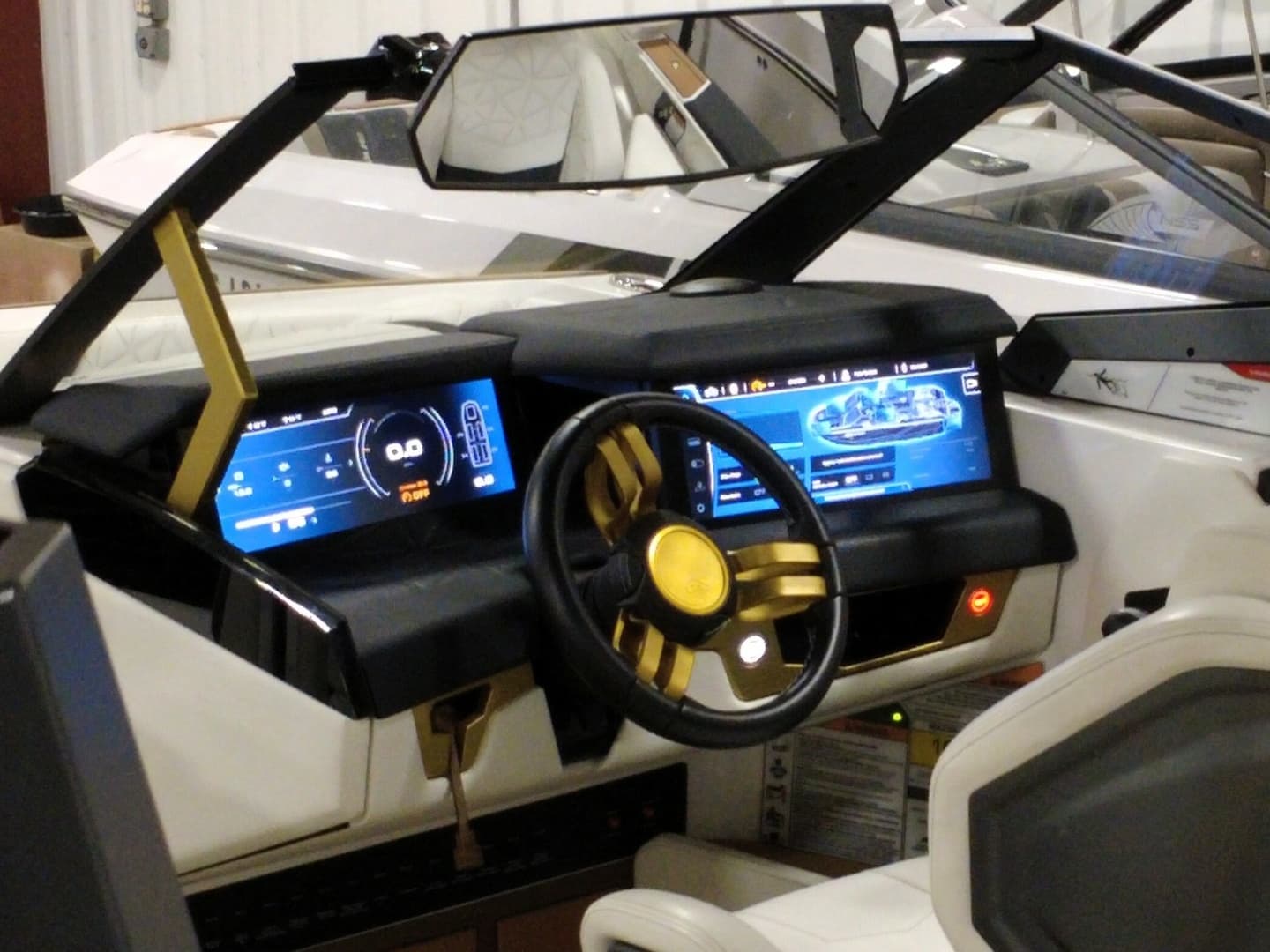 2024 Nautique Paragon - Image 16