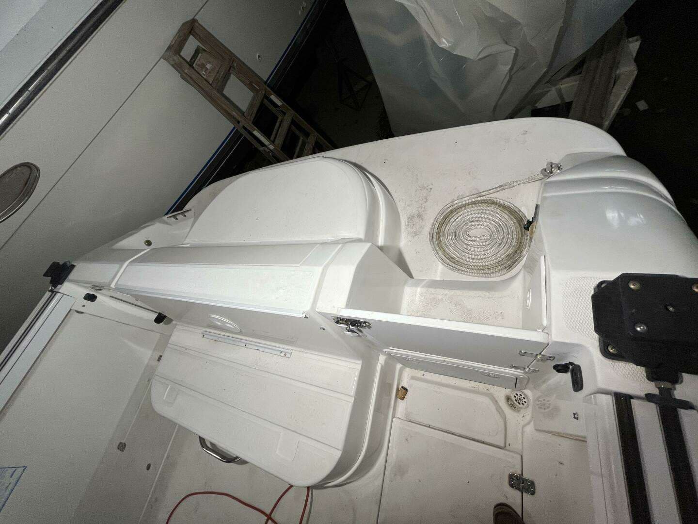 2001 Wellcraft 270 Coastal - Image 47