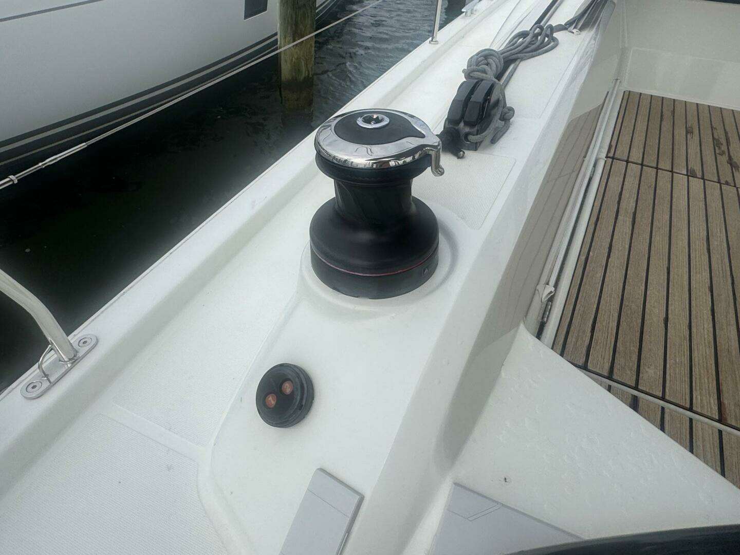 2022 Beneteau Oceanis 40.1 - Image 8
