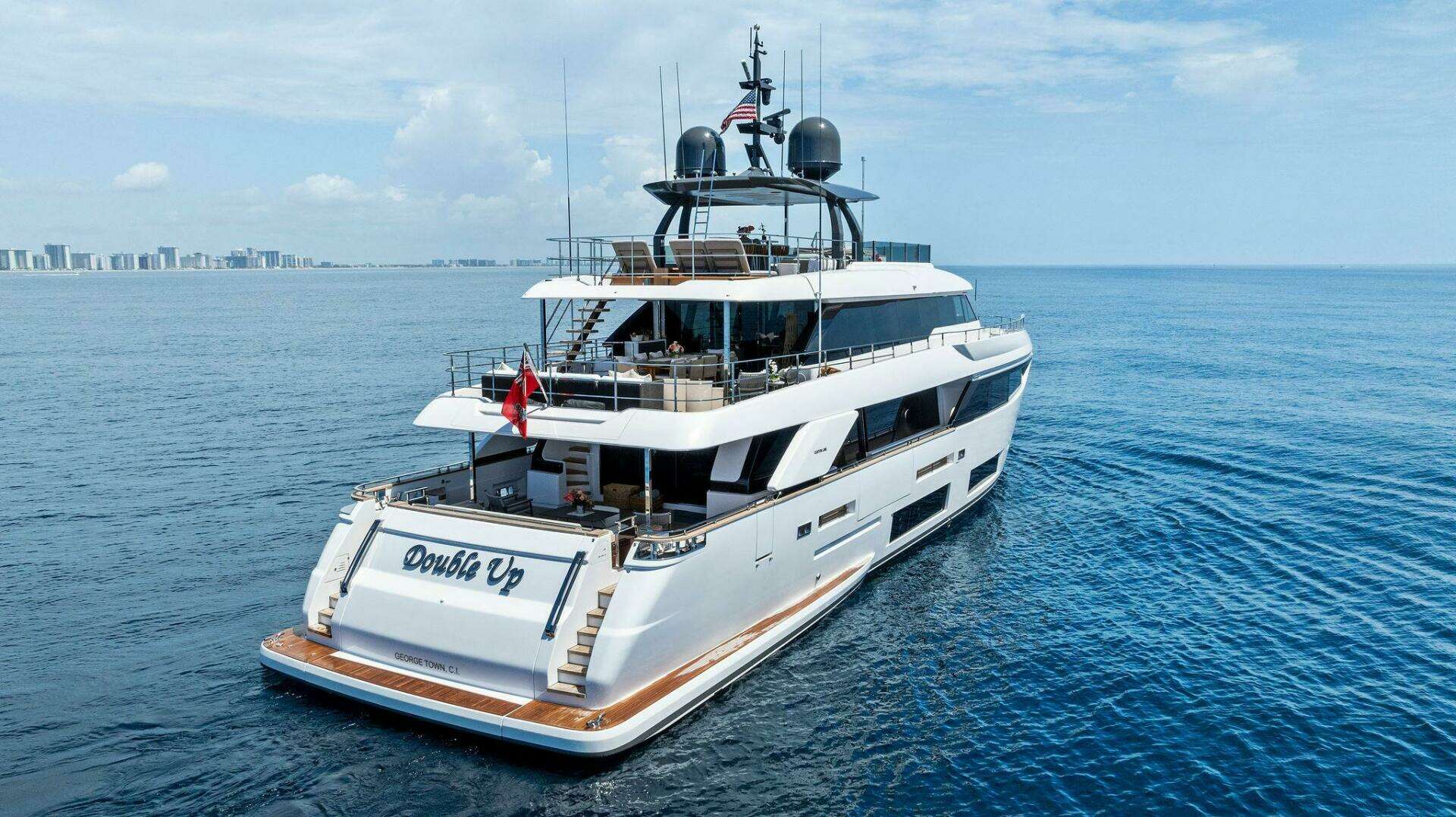 2024 Custom Line Navetta 33 - Image 7