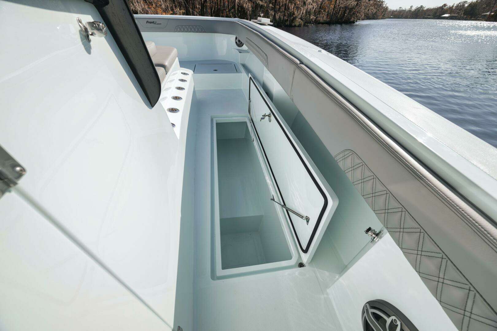 2026 Front Runner Catamaran - Image 20