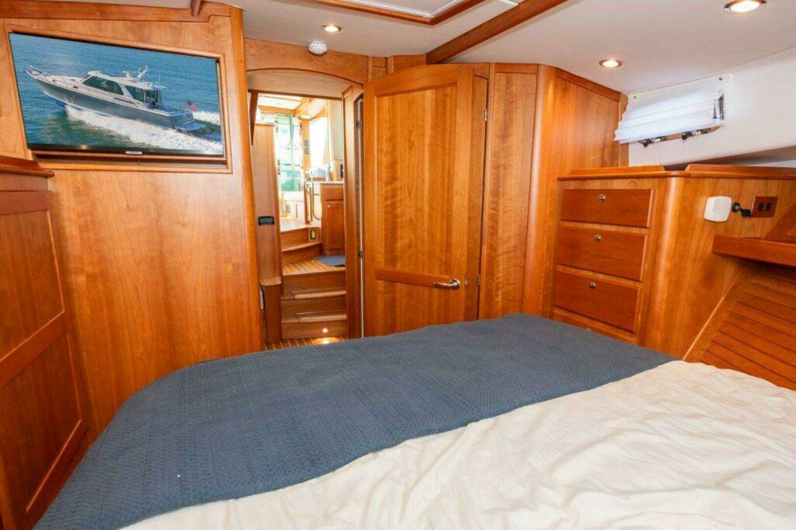 2024 Sabre 43  Salon Express - Image 33