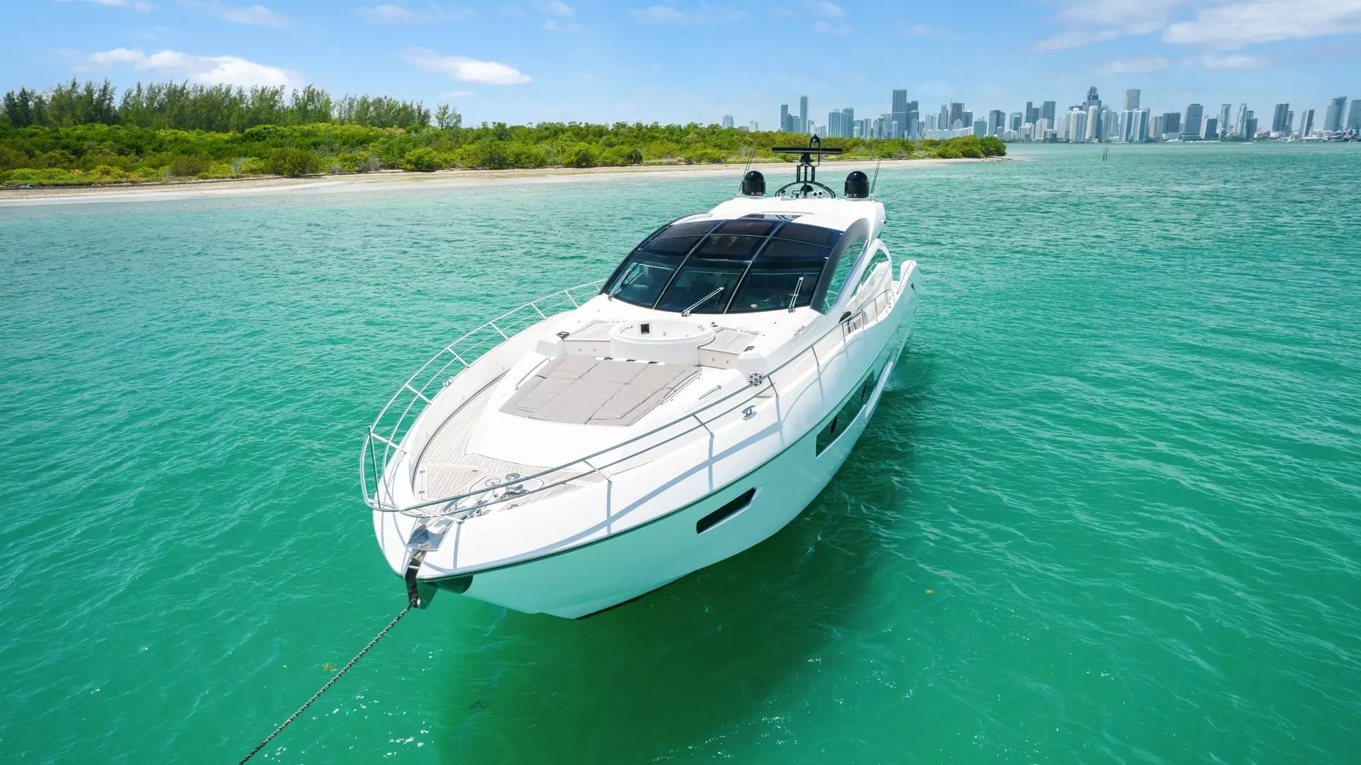 2013 Sunseeker 80 Predator - Image 4