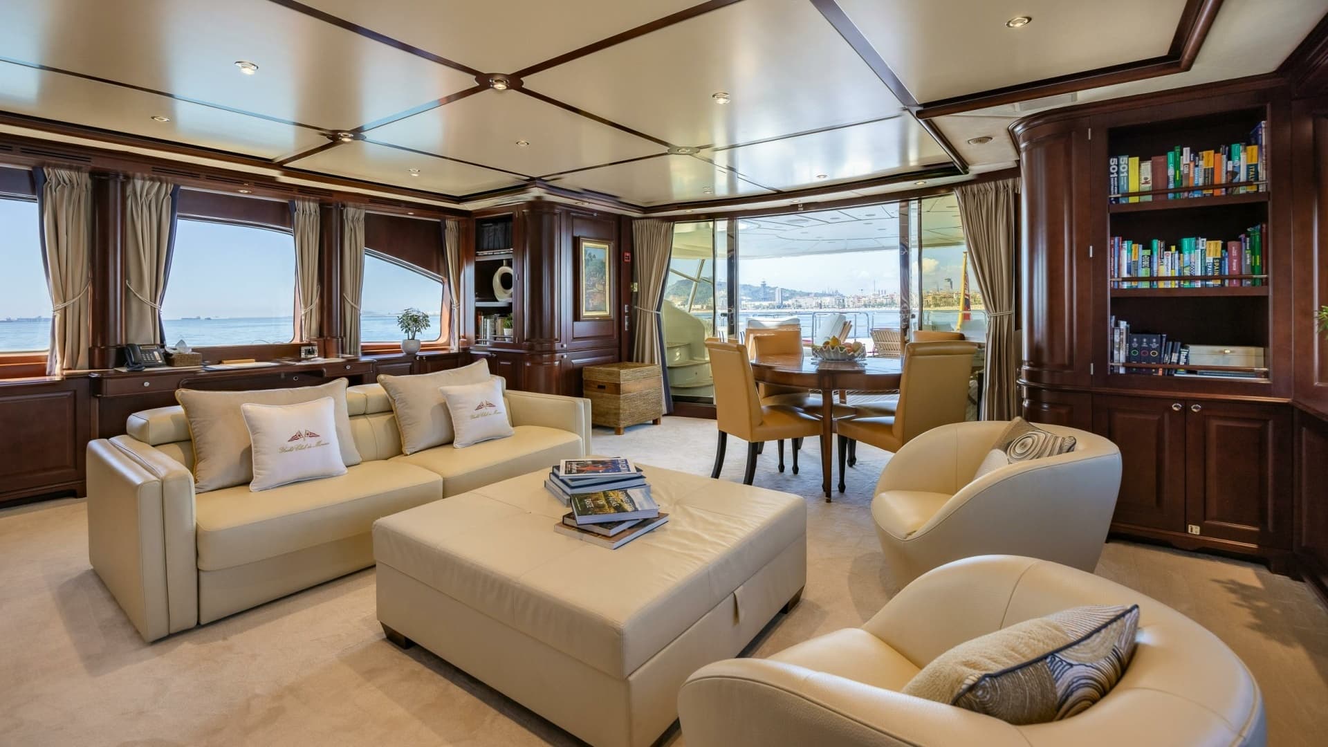 2009 Benetti Benetti Classic 120 - Image 38