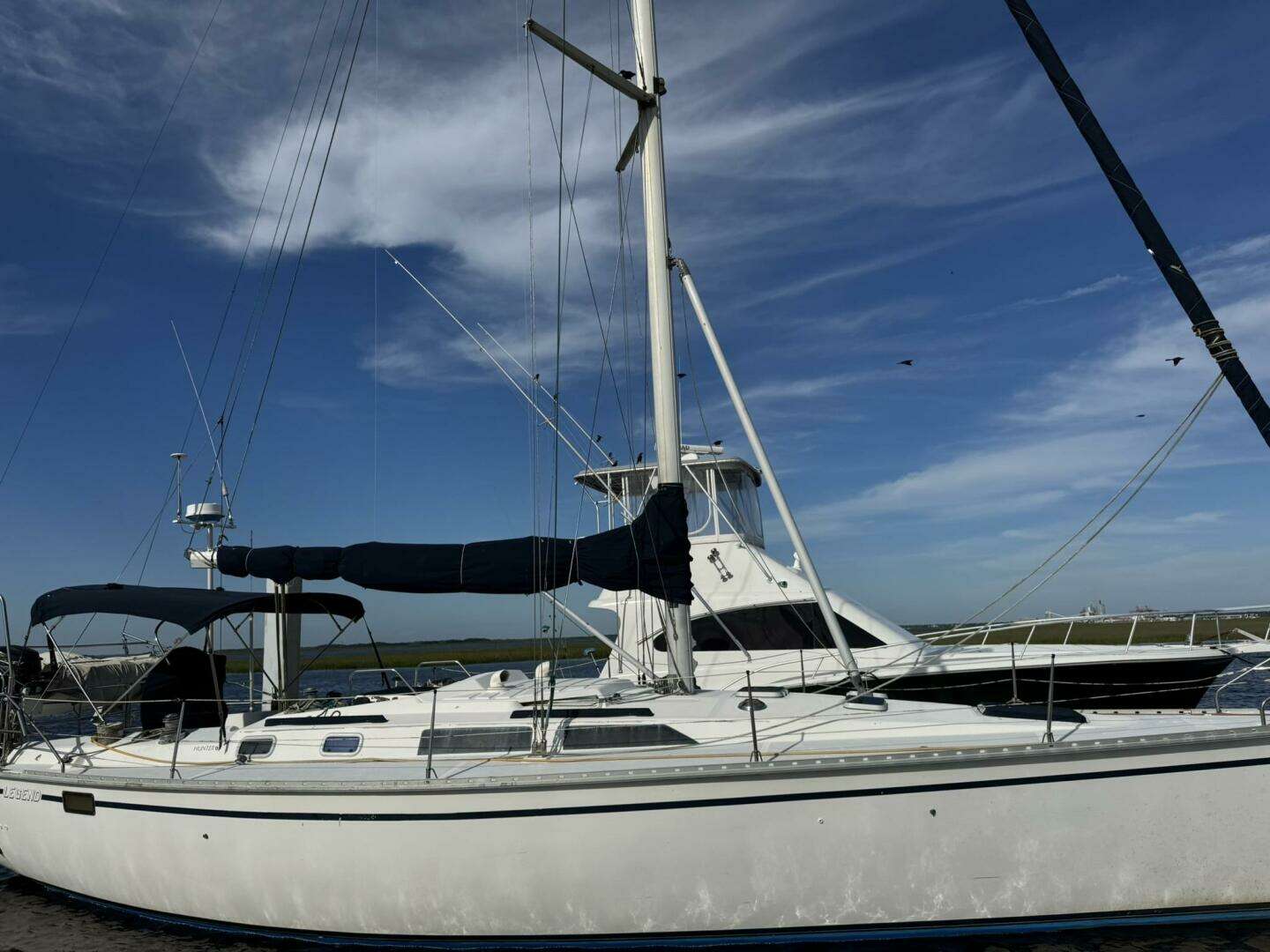 1989 Hunter 40 Hunter Legend - Image 4