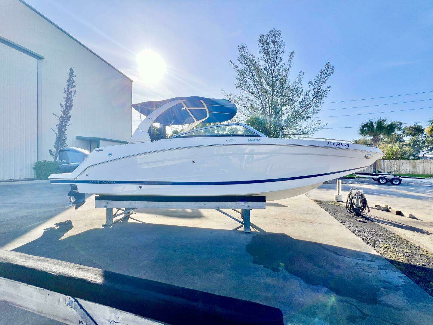 2018 Four Winns HD270 - Image 3