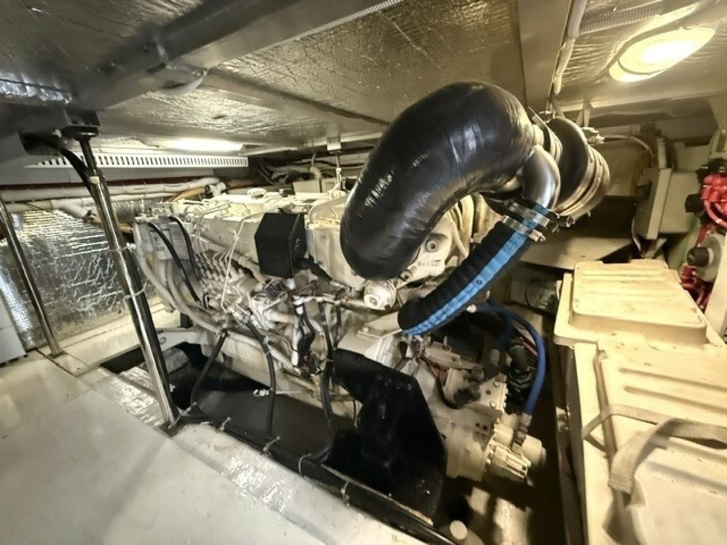 2005 Carver 46 Voyager - Image 90