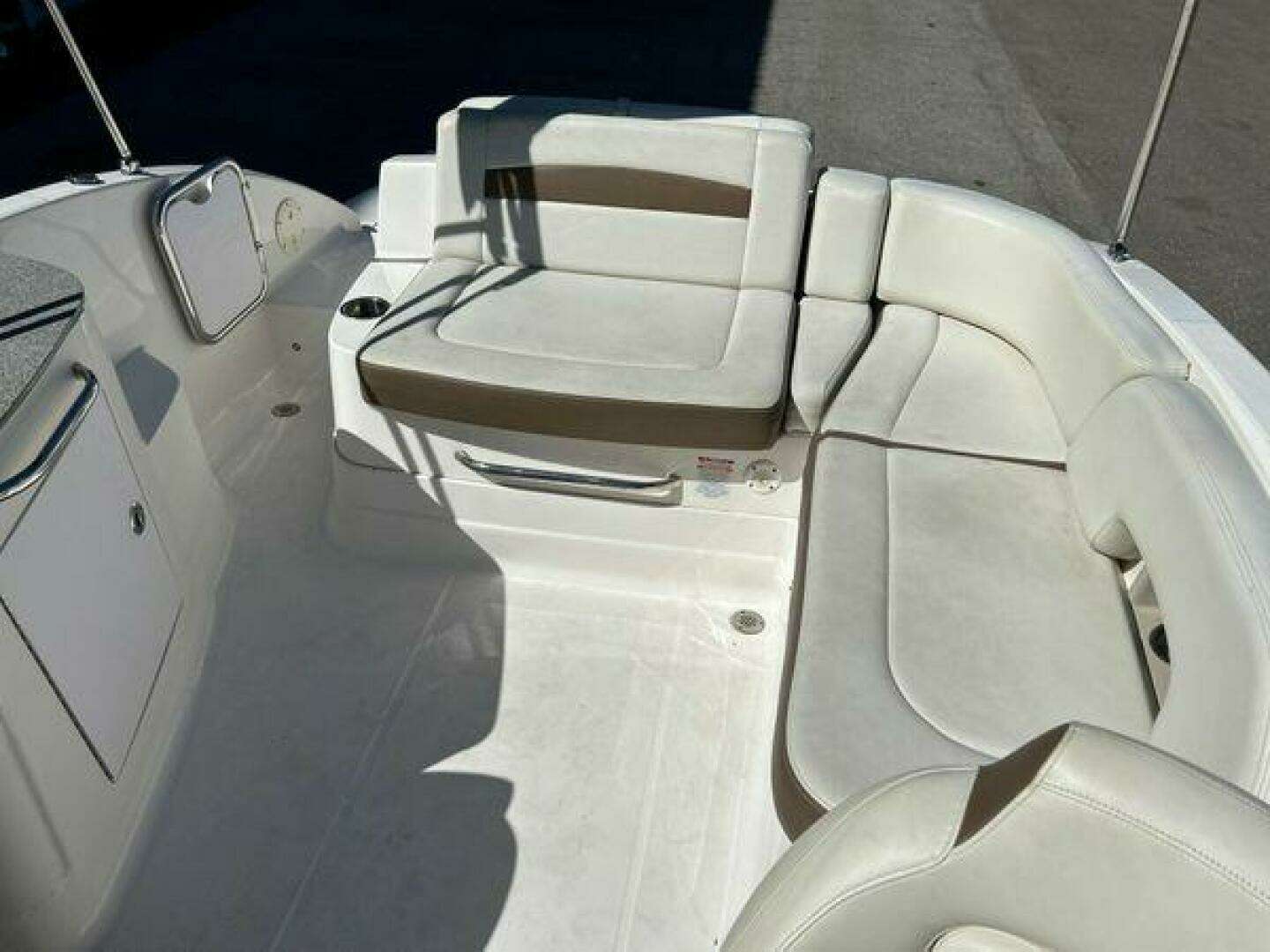 2014 Chaparral 244 Sunesta - Image 21