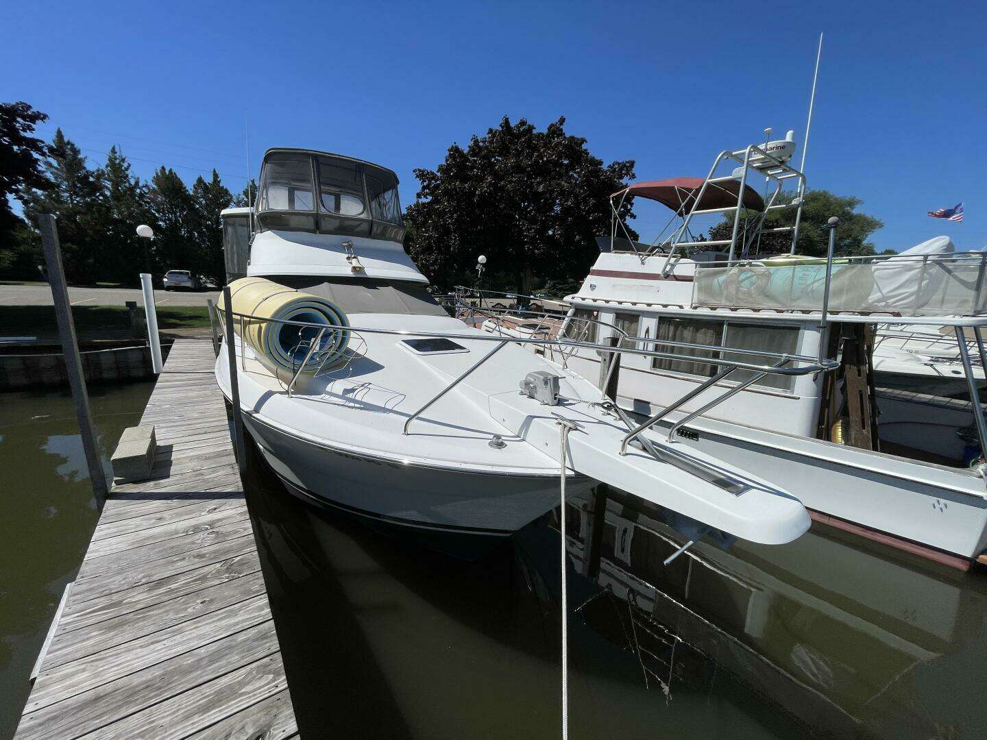 1994 Silverton 34 Motor Yacht - Image 4