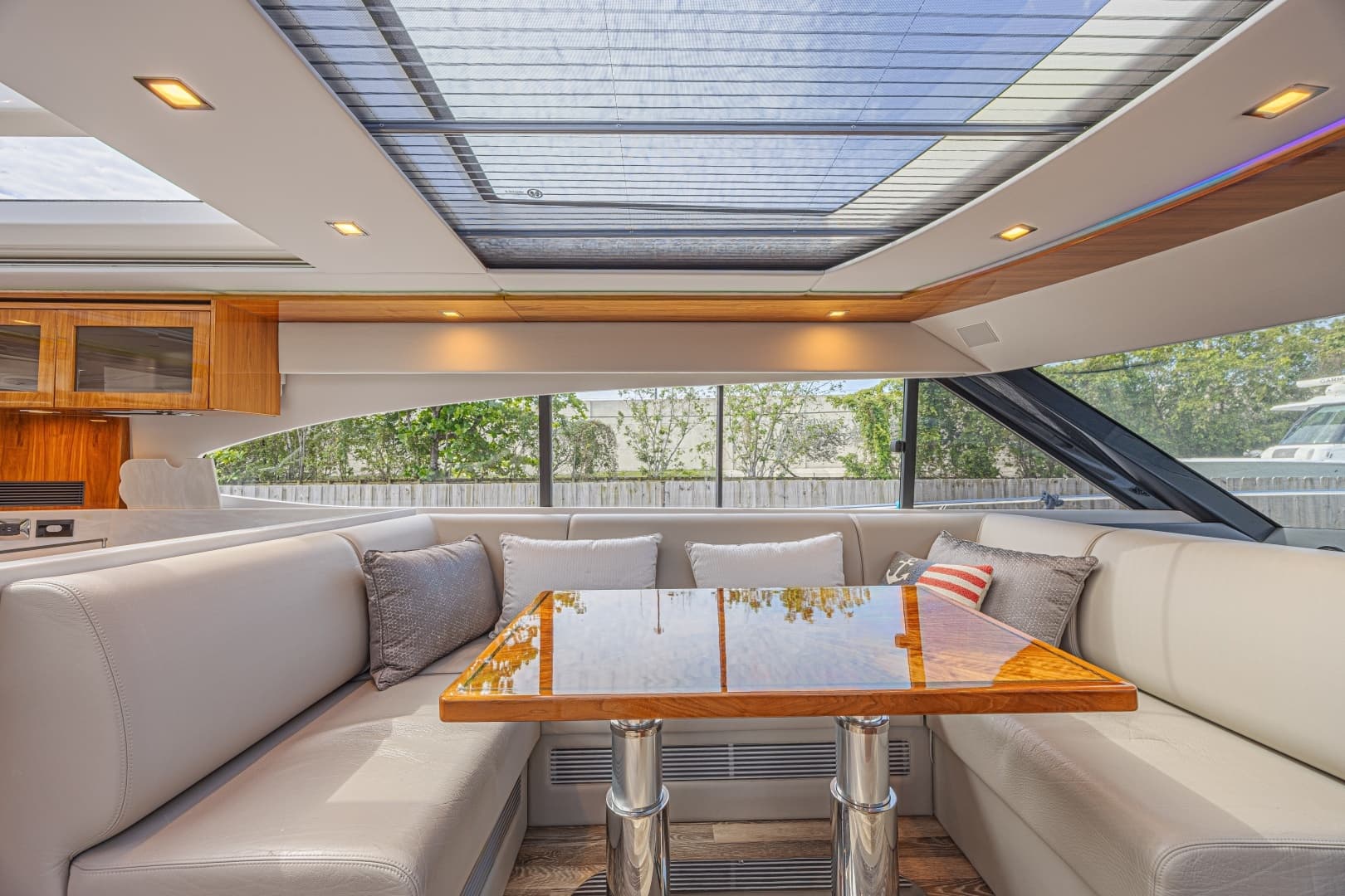 2021 Riviera 6000 Motor Yacht - Image 34