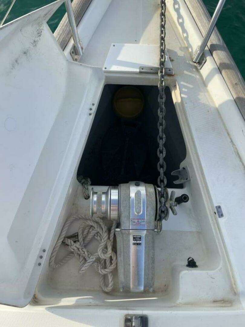 2005 Beneteau Oceanis 473 - Image 10
