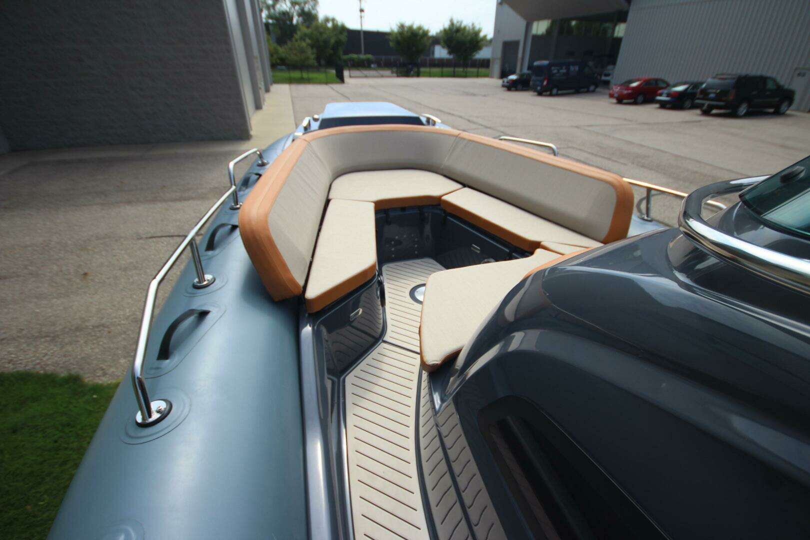 2024 Zodiac Medline 9 NEO - Image 26