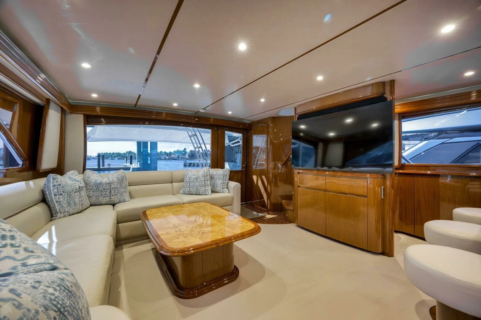 2011 Viking 76 Enclosed Bridge - Image 10