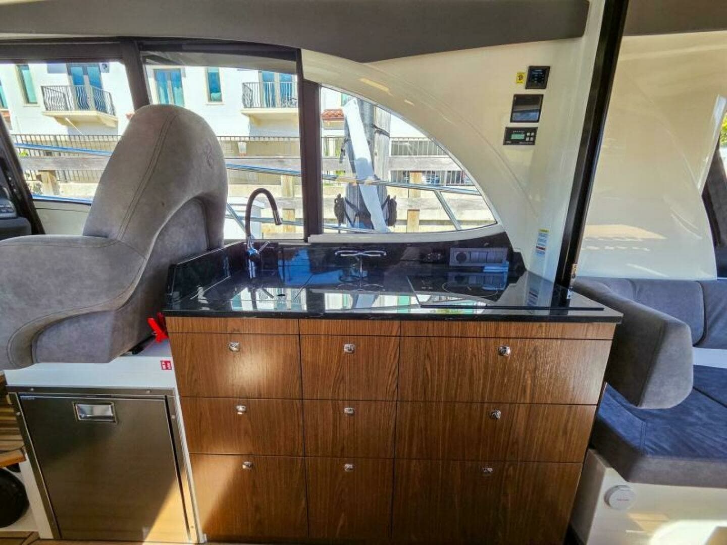 2026 Marex 330 Scandinavia - Image 25