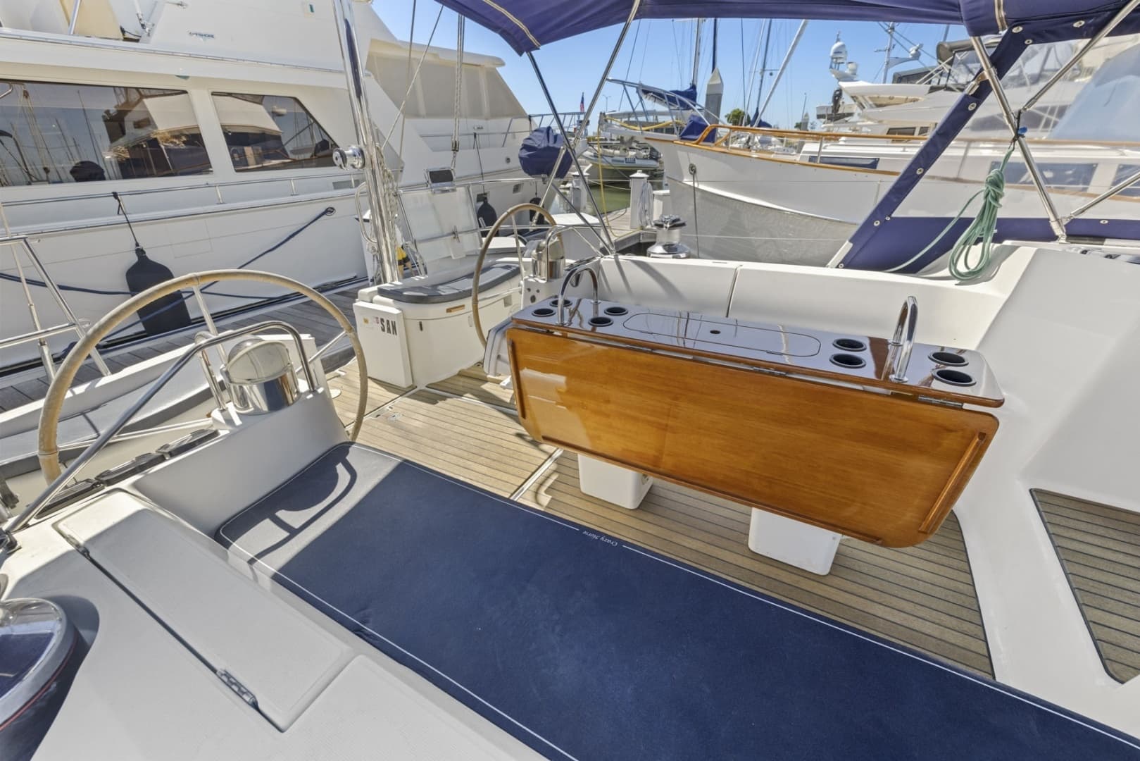 2001 Jeanneau — - Image 29