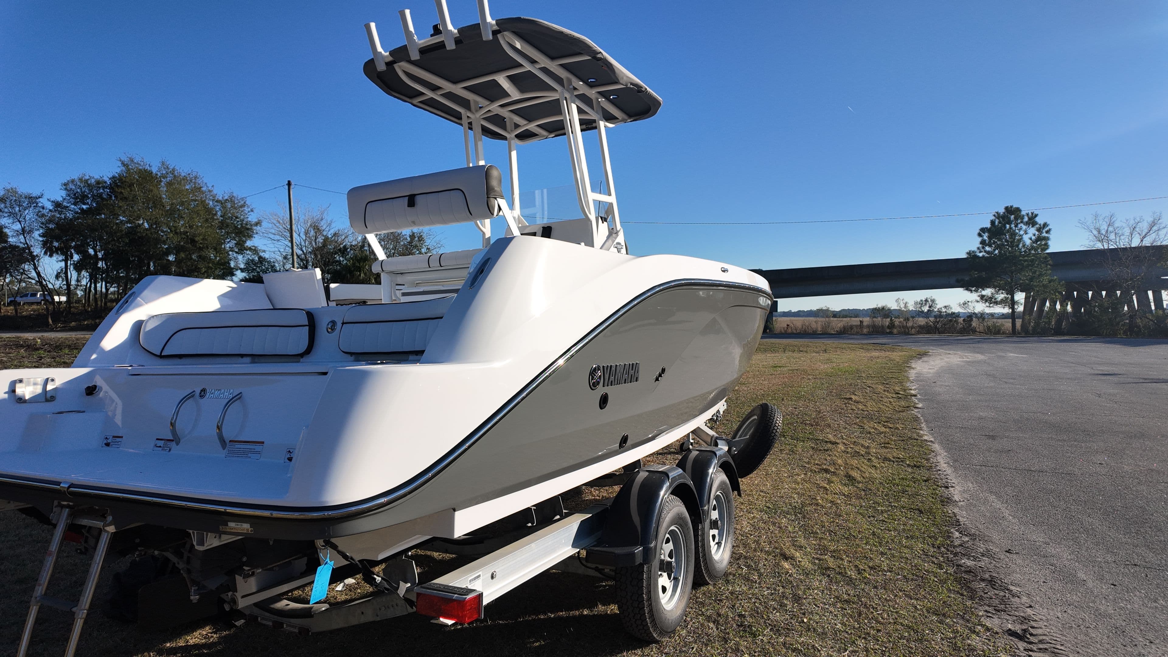 2025 Yamaha Boats 222 FSH Sport - 3
