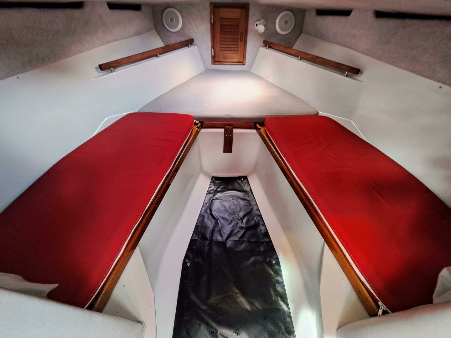 1988 Boston Whaler Temptation 2200 - Image 9