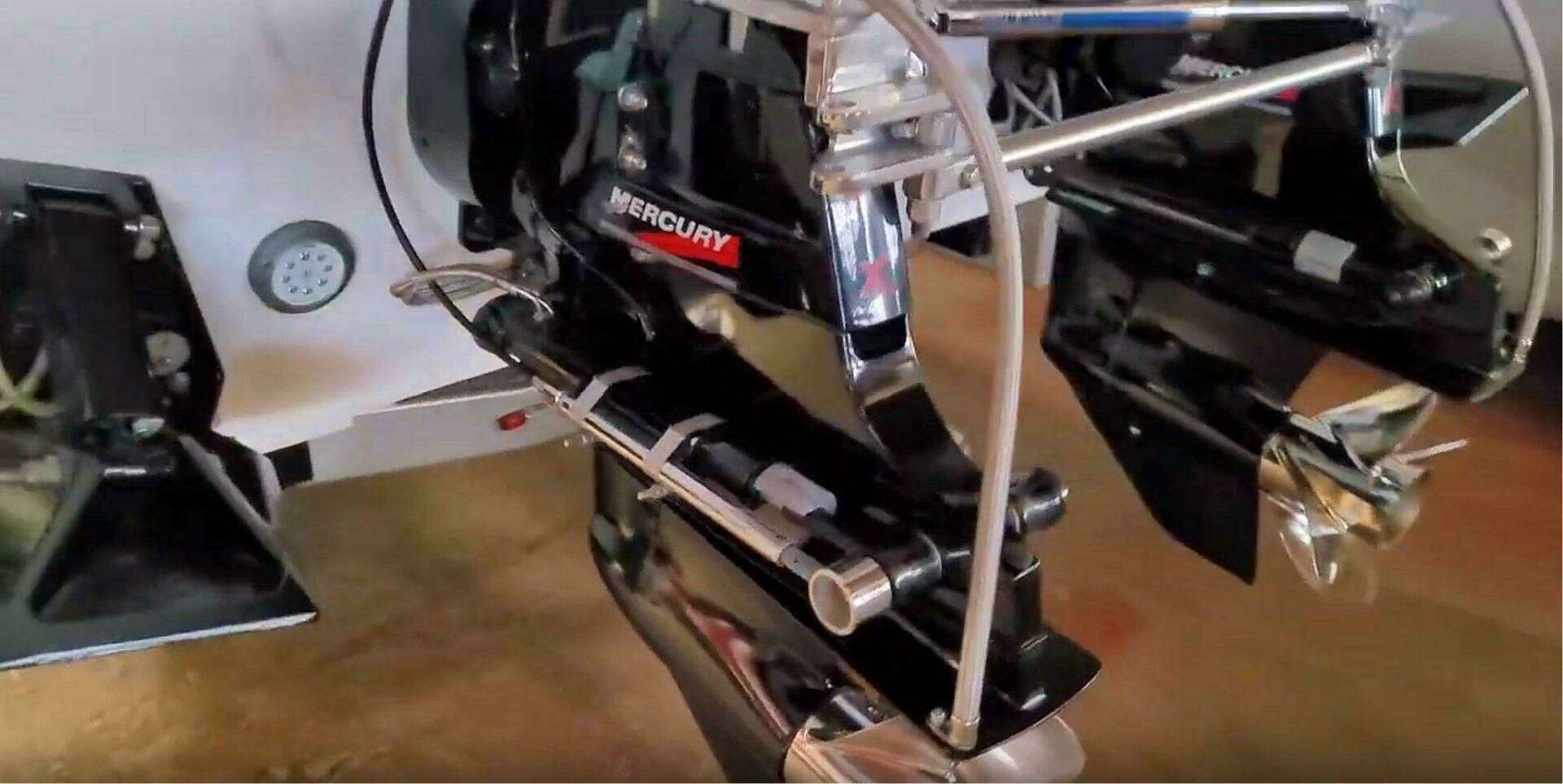 2008 Donzi 35 ZR - Image 20