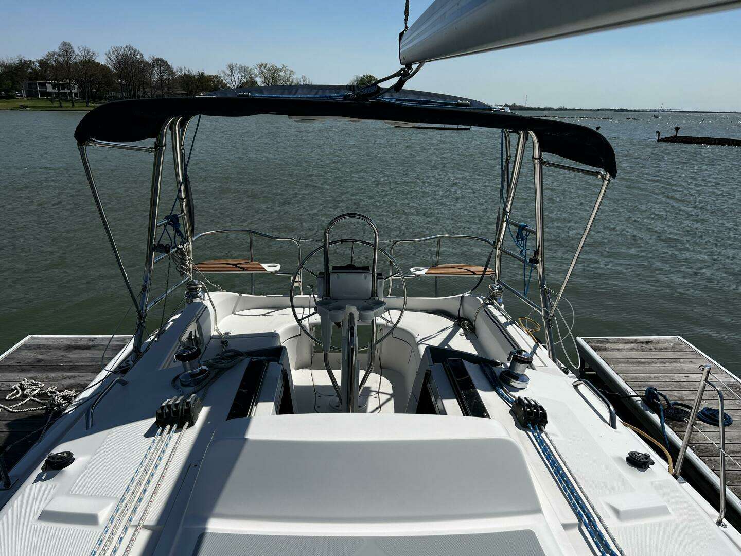2004 Hunter 33 - Image 8