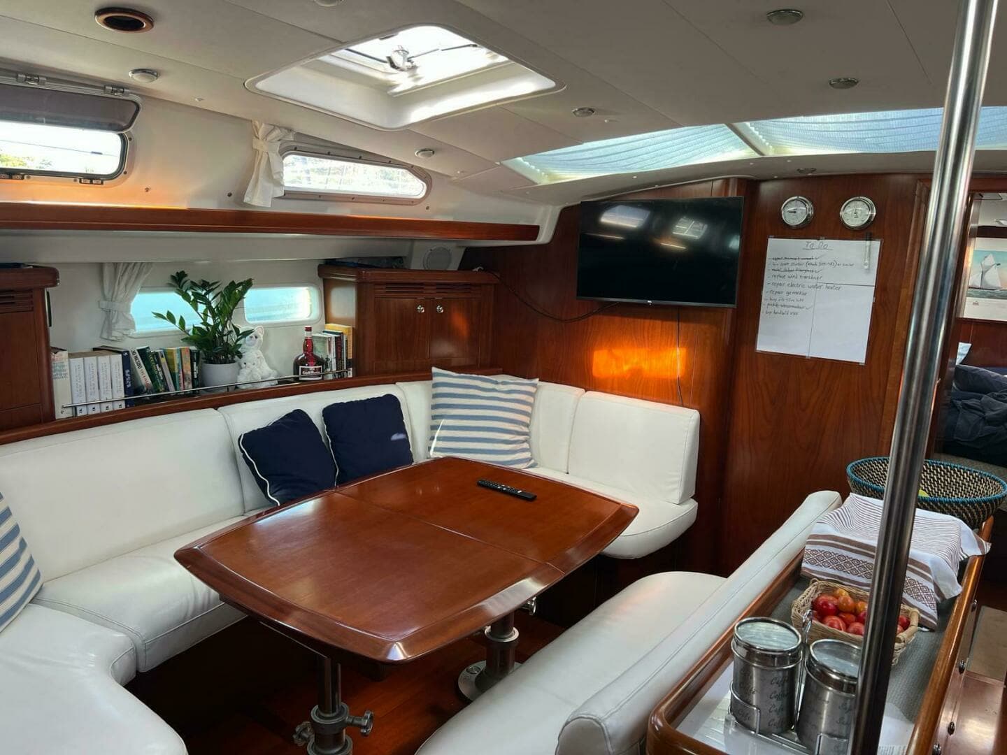 2005 Beneteau Oceanis Clipper 523 - Image 10