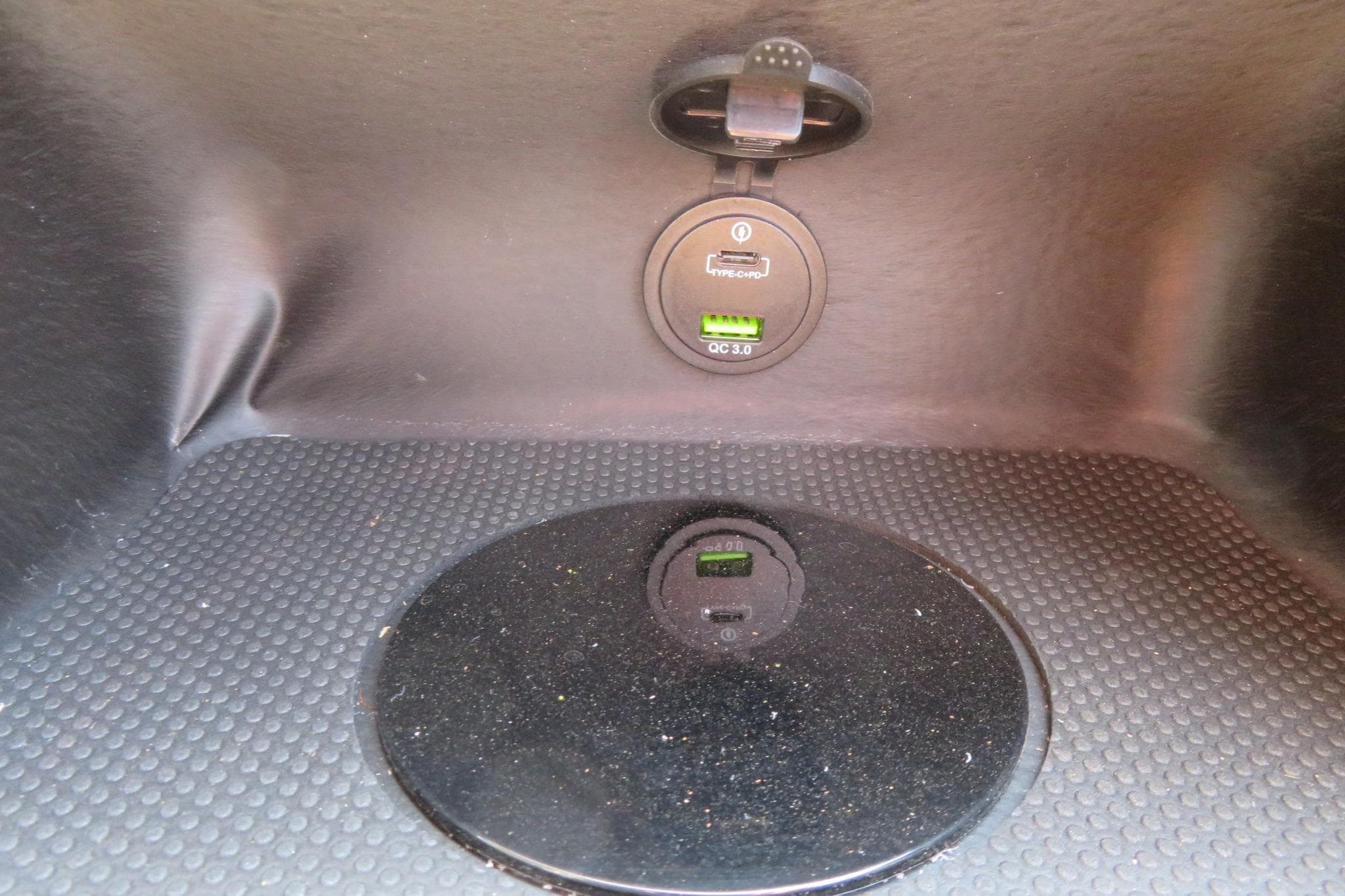 USB charging ports in 2026 Avalon Catalina Quad Lounge Shift boat interior.