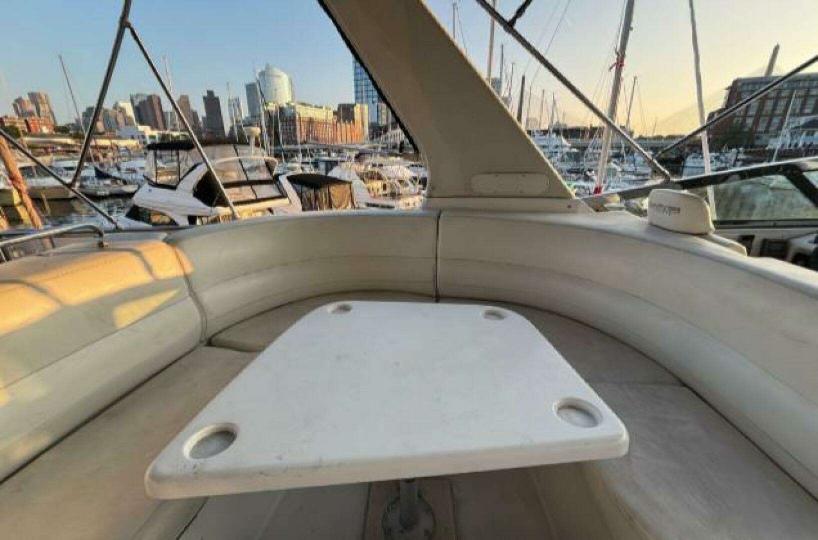 1998 Carver 530 Voyager - Image 45