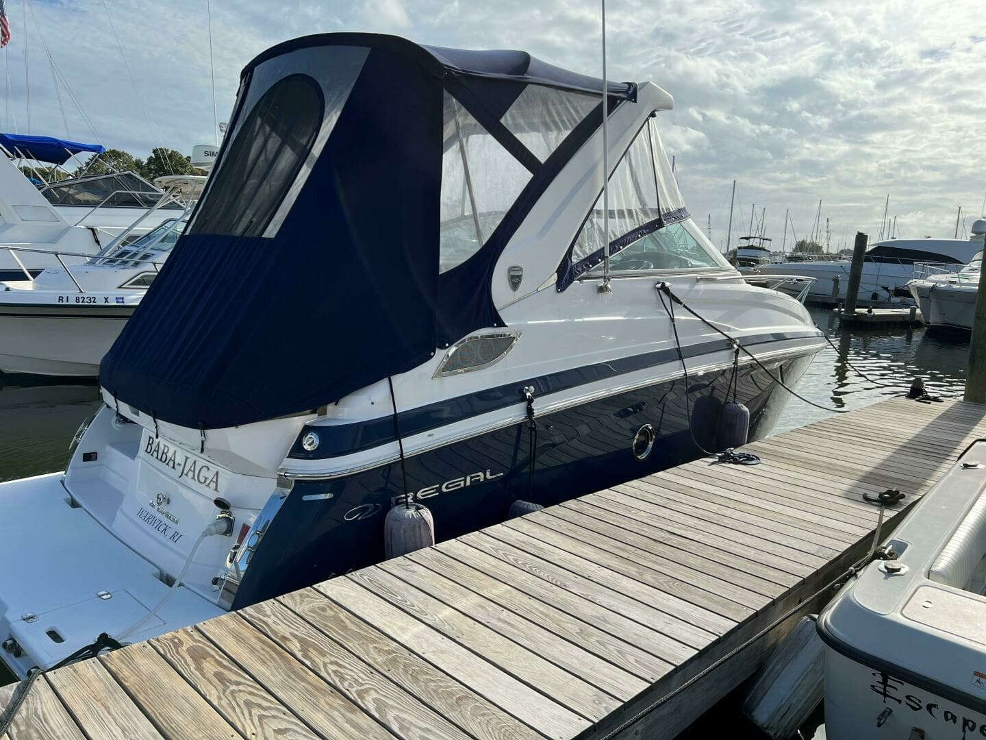 2017 Regal 28 Express - Image 6