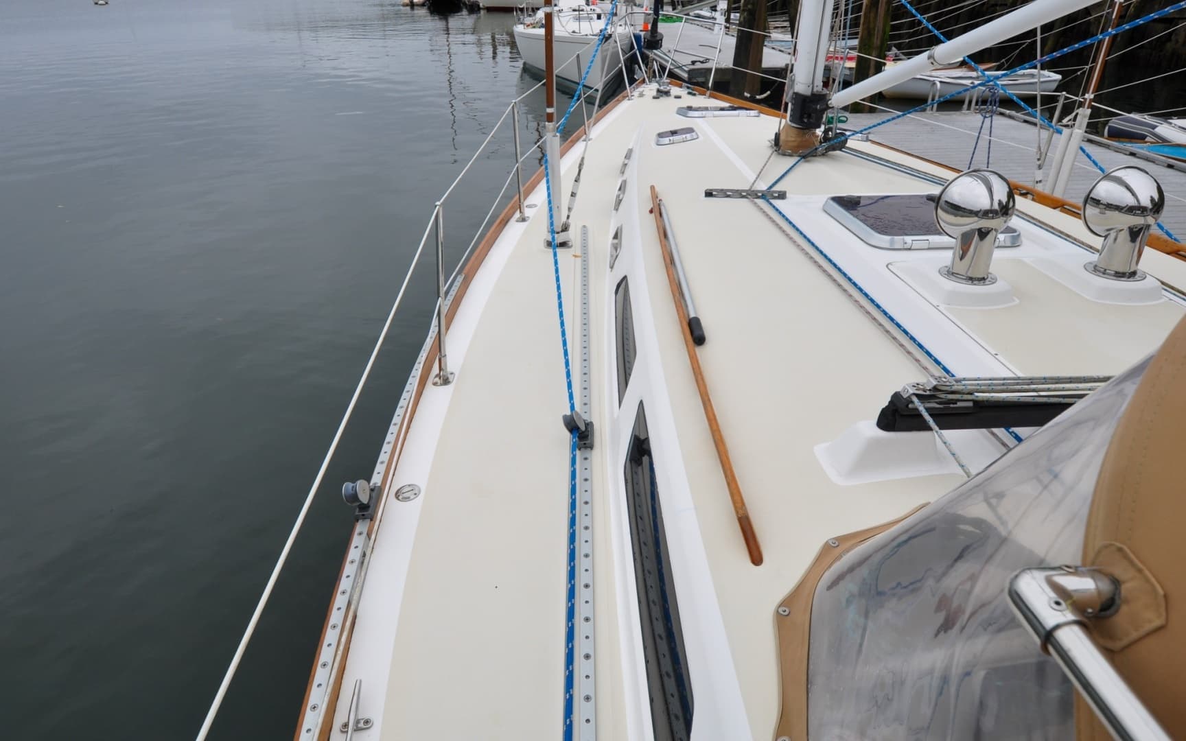 2004 Sabre 426 - Image 30
