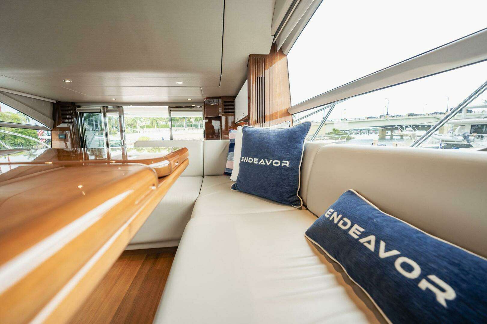 2019 Princess F55 - Image 13