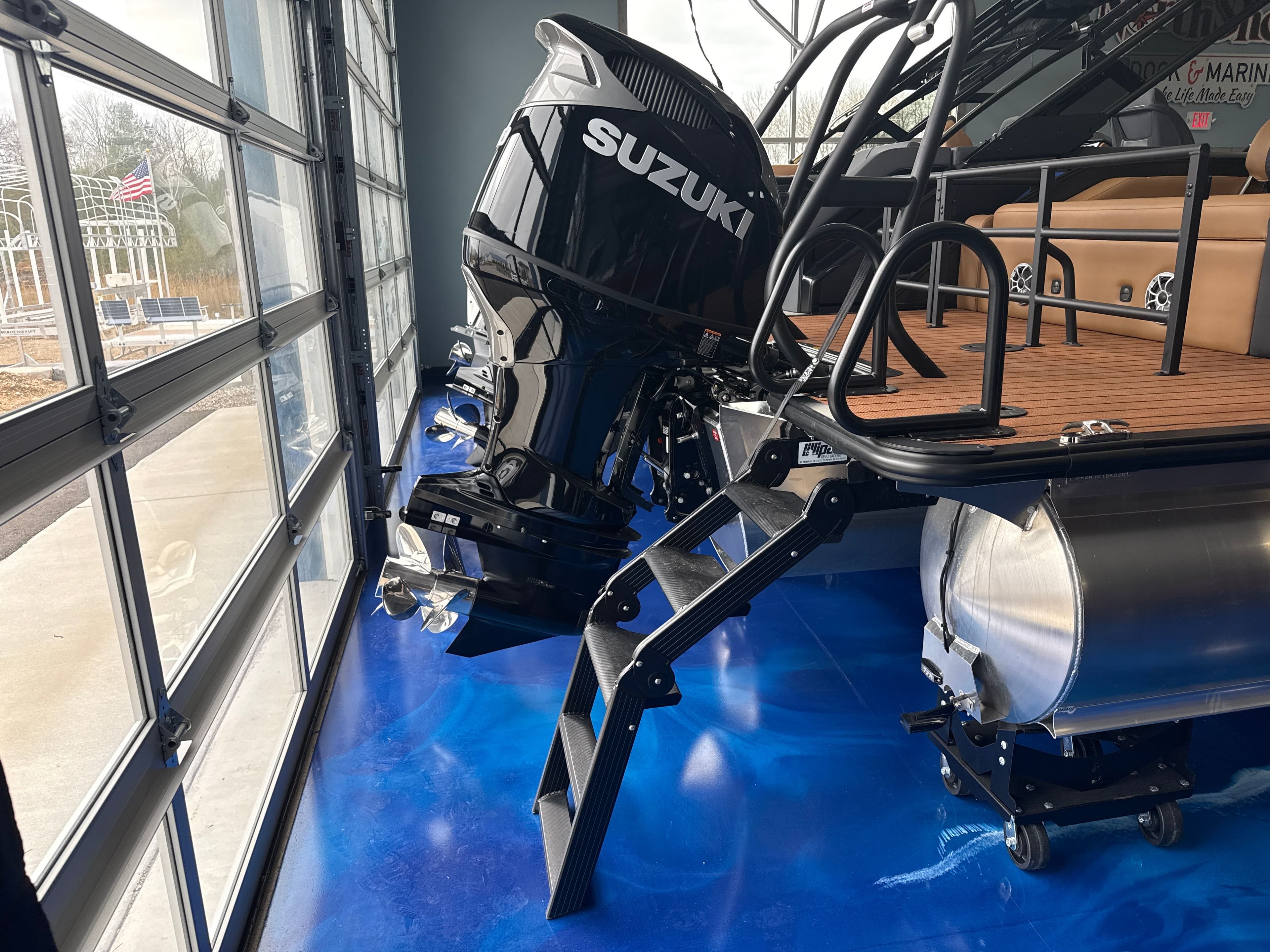 2026 Bentley Pontoons Elite 253 Swingback EXT w/ Wake Tower - 4