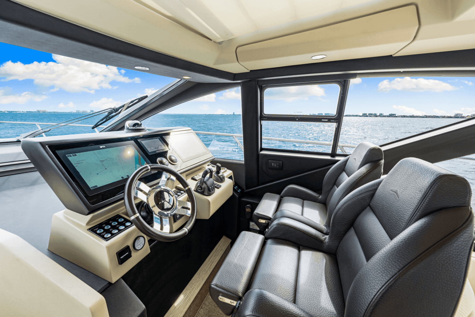 2025 Azimut S6 - Image 77