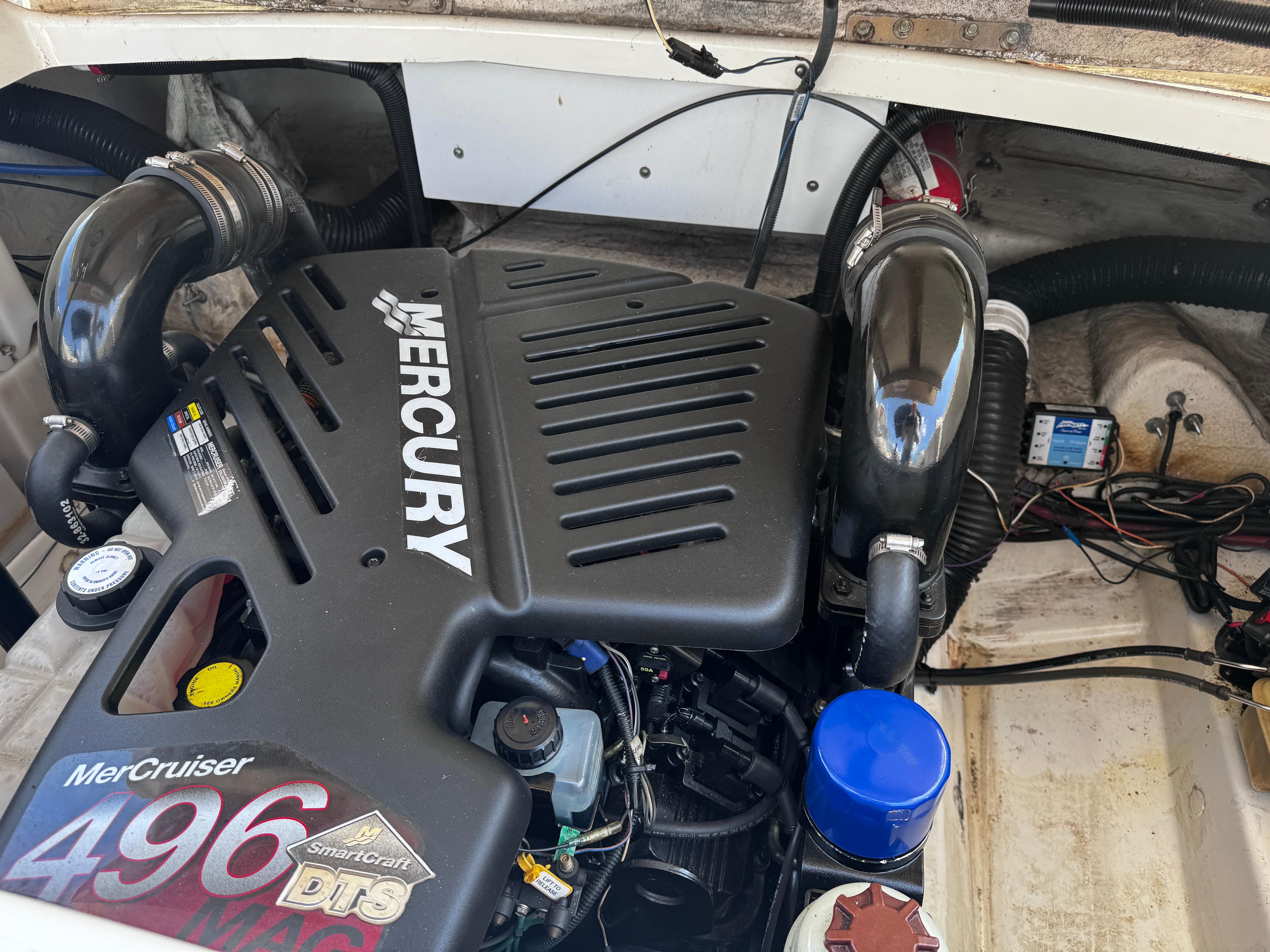 Engine compartment of a 2007 Sea Ray 270 SLX with Mercury MerCruiser 496 MAG.