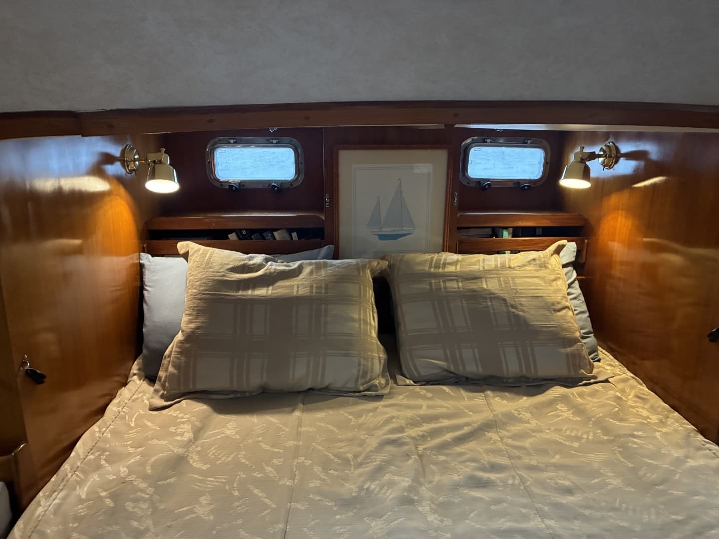 1996 Hylas 46 - Image 28
