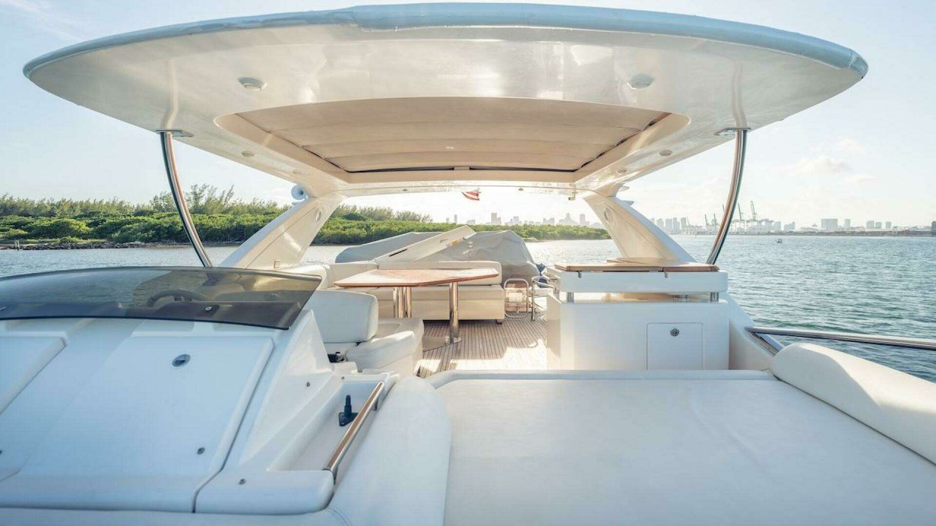 2012 Azimut Evolution - Image 32
