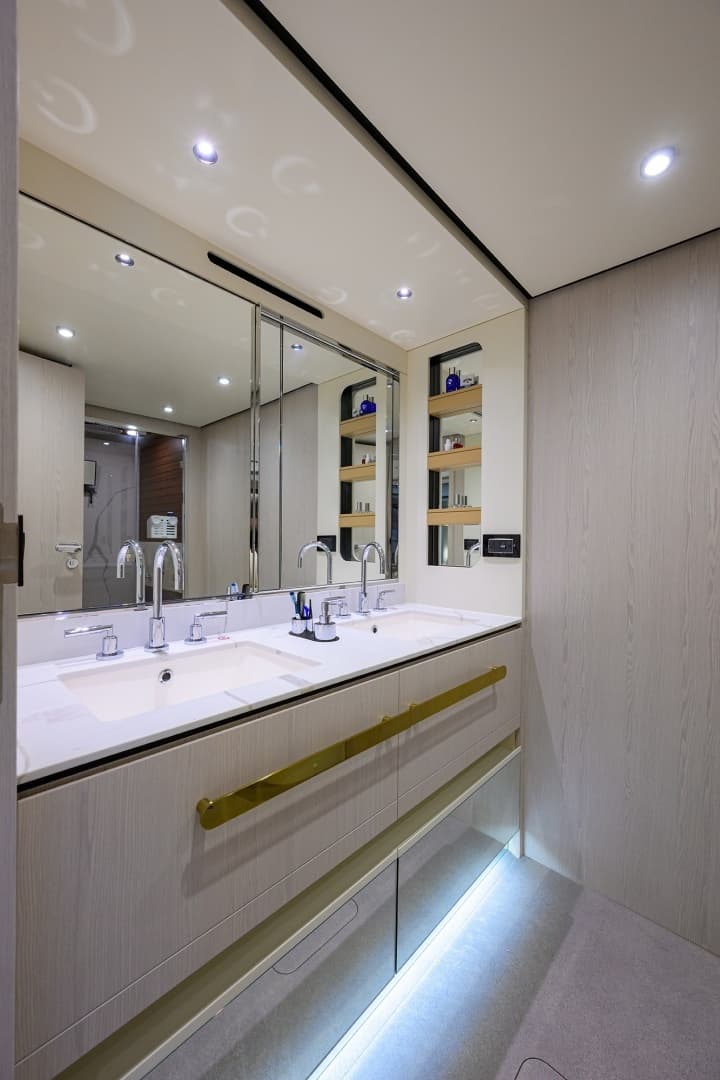 2024 Azimut Fly 78 - Image 49