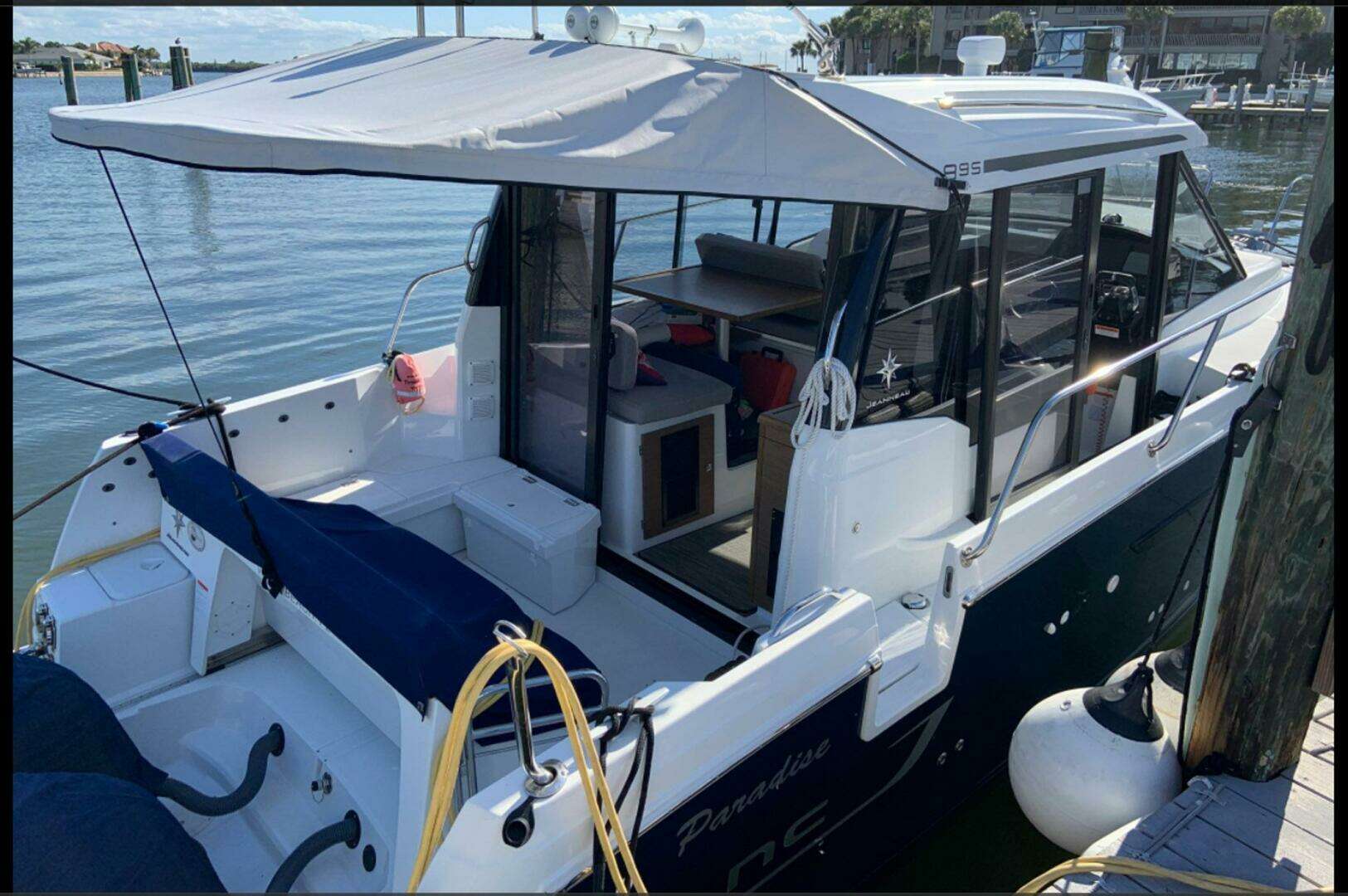 2018 Jeanneau NC 895 - Image 5