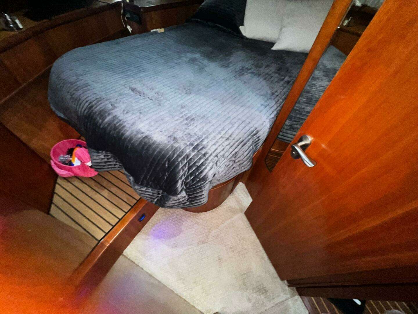 2003 Symbol Pilothouse - Image 45
