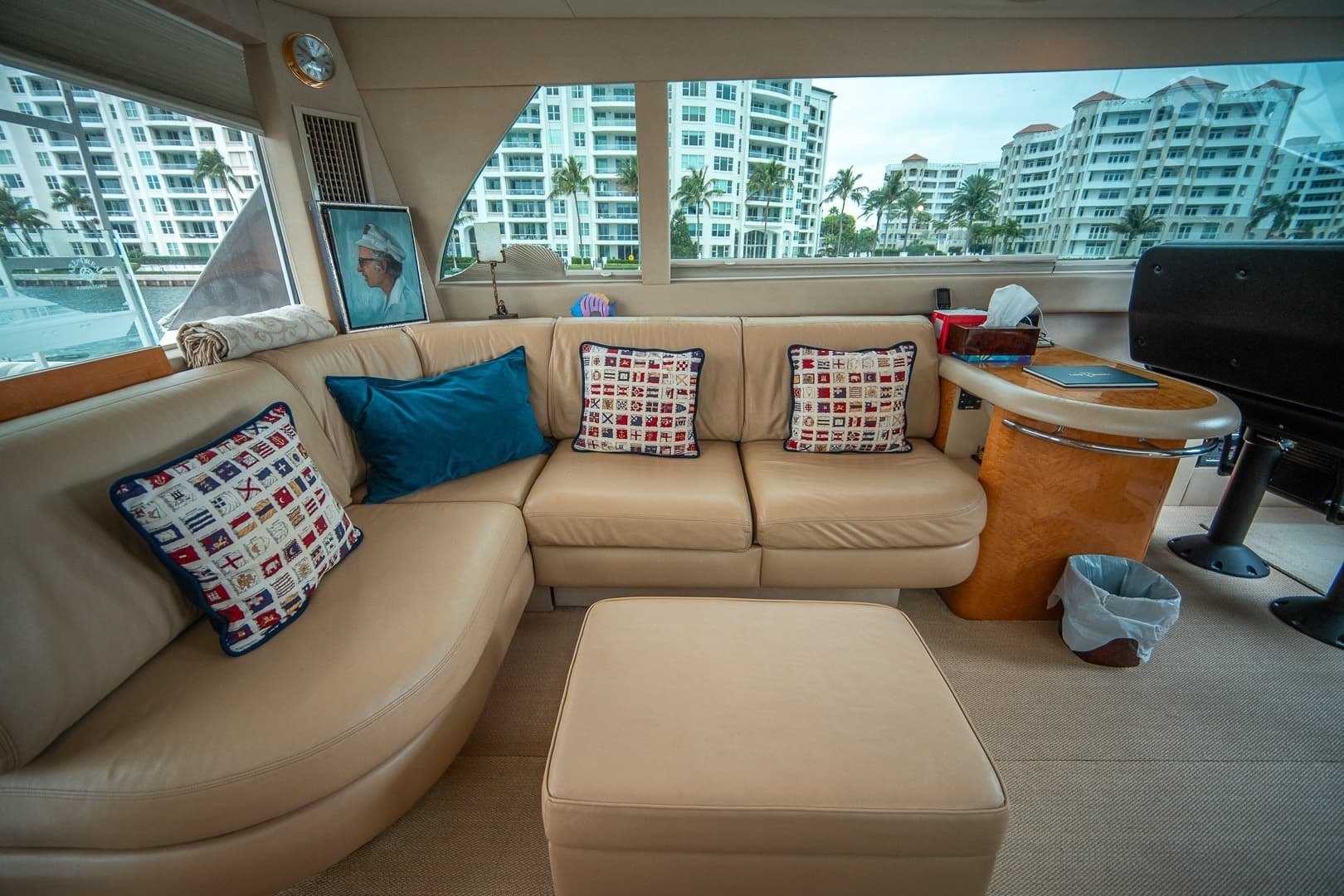 2000 Lazzara Yachts 76 Skylounge - Image 60