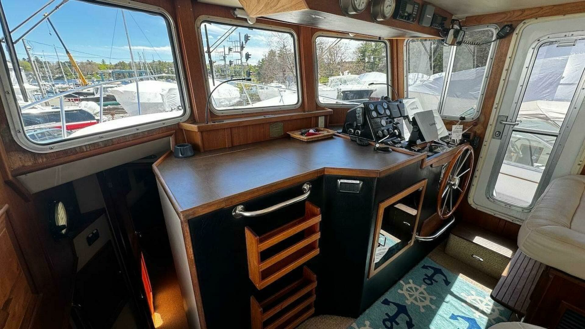 2001 American Tug 34 - Image 20